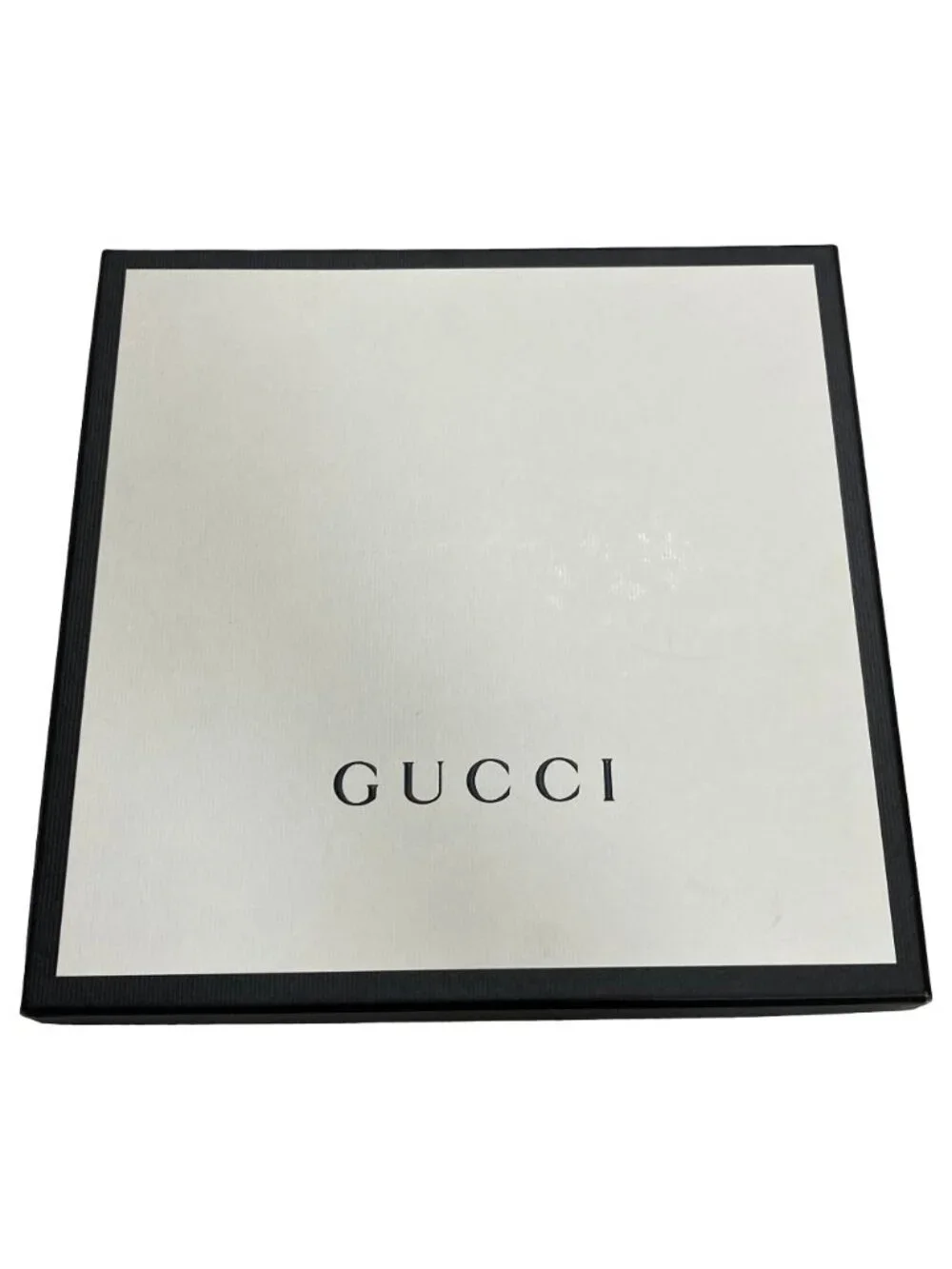 Gucci name bee
